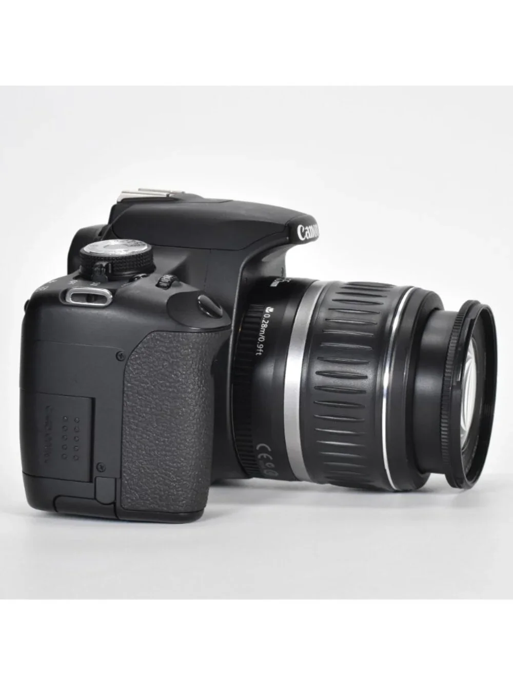 Canon EOS Rebel 500D/T1i Digital DSLR Camera 15.1MP 18-55mm Lens 3,552 Clicks
